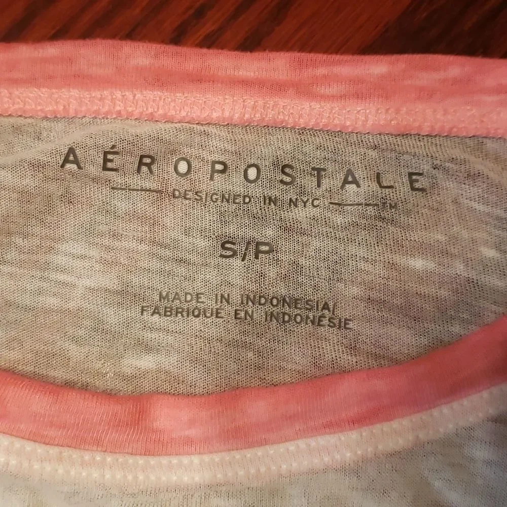 Aeropostale Sheer Tee Size Small - Picture 2 of 3